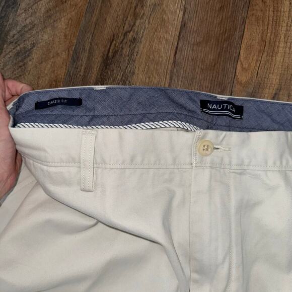 Nautica Shorts Khaki 36W - Picture 4 of 5